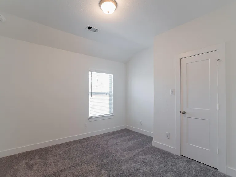 114 Hidden Peak Dr — Photo 37