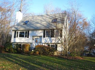26 Parker St, Billerica, MA 01821