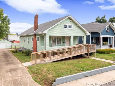 2410 E Market Street, New Albany, IN, 47150