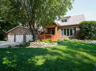 3008 S Amanda Ct, Sioux Falls, SD 57103