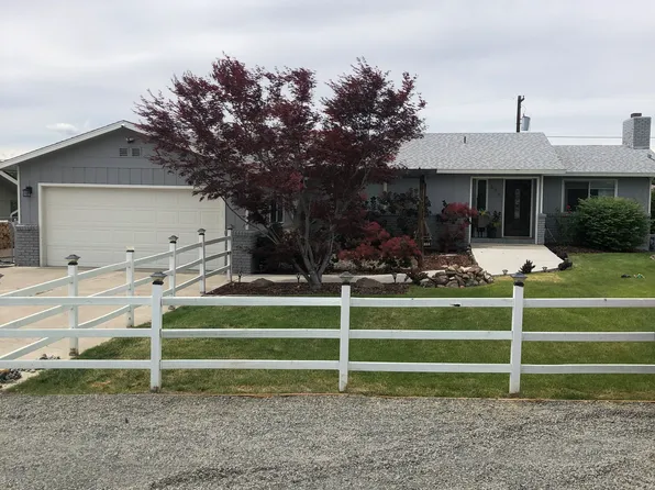 506 N 40th St, Yakima, WA 98901