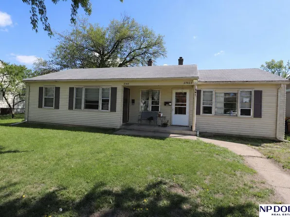 2703 Crawford St, Bellevue, NE 68005