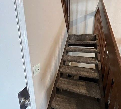 4th image of 6187 S Zunis Ave #6187