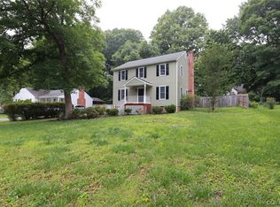 9724 Ladue Rd, North Chesterfield, VA 23237