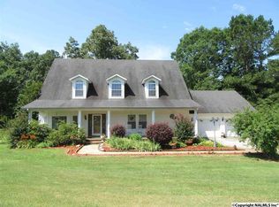 305 Nelson Hollow Rd, Somerville, AL 35670
