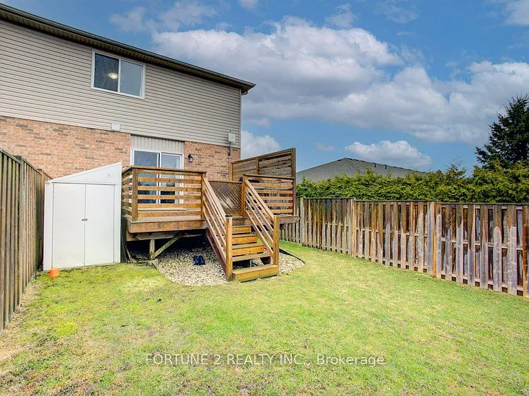 455 Danby St E — Photo 33