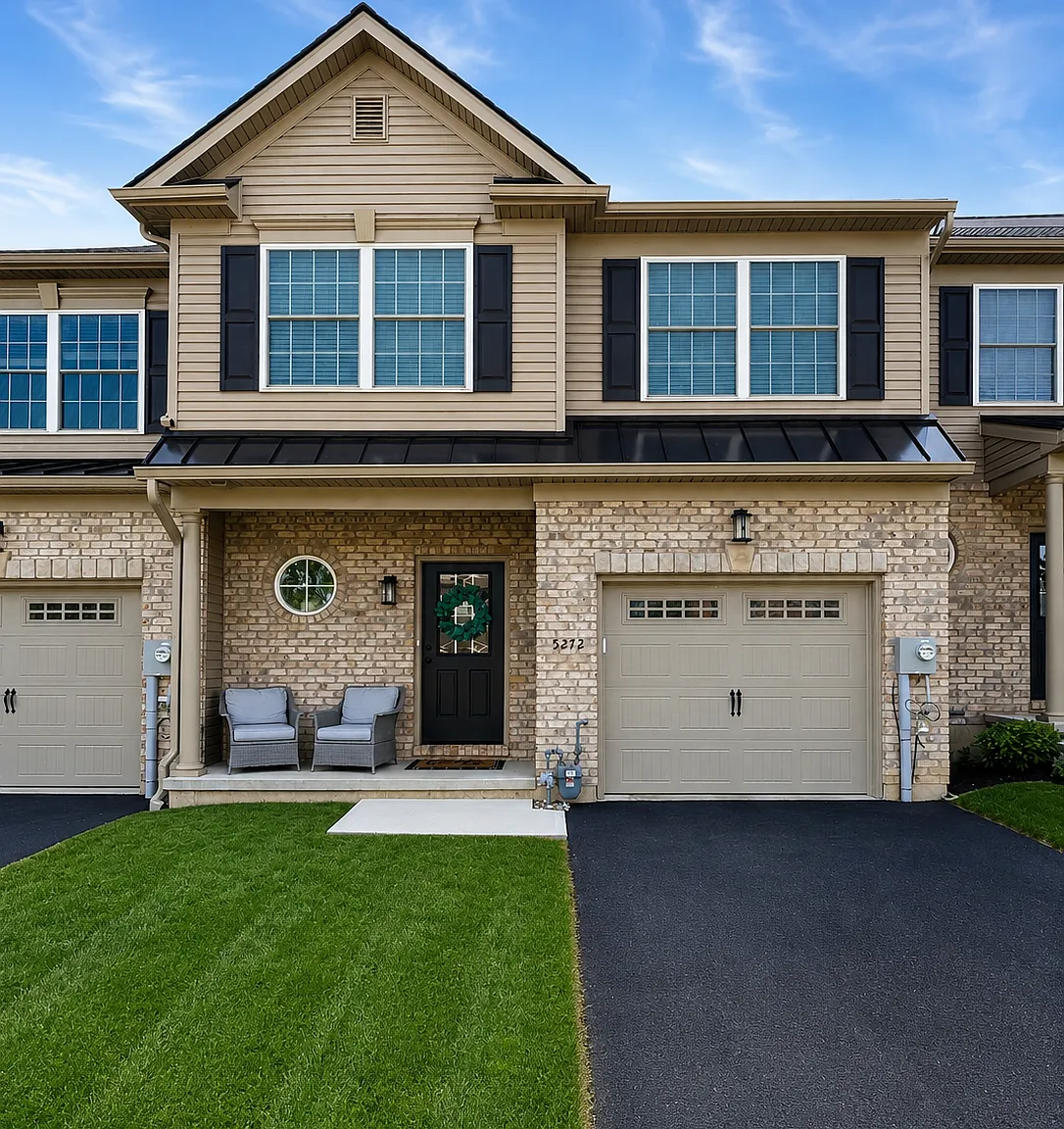 3 bed, 2.5 bath, 1744 sqft, $2,995 — Photo 1