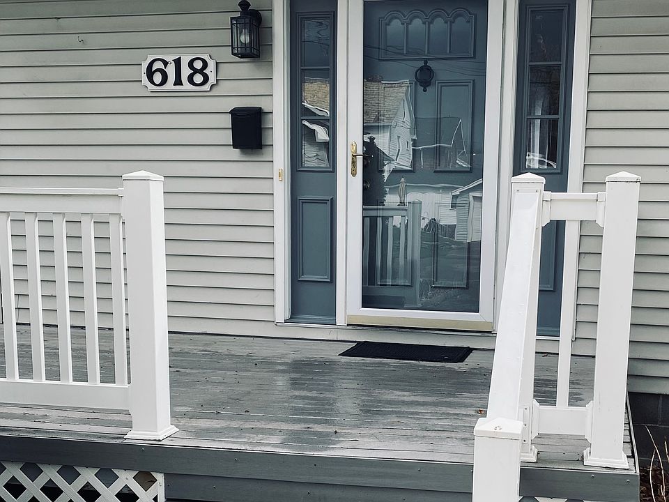 1st image of 618 N Broadway St