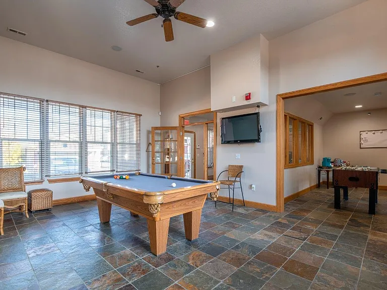 Canyon Court Apartments — Photo 8