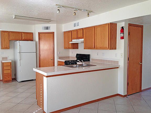 4th image of 8032 Amy Ave NW