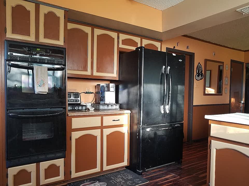1st image of 395 Joiner Dr