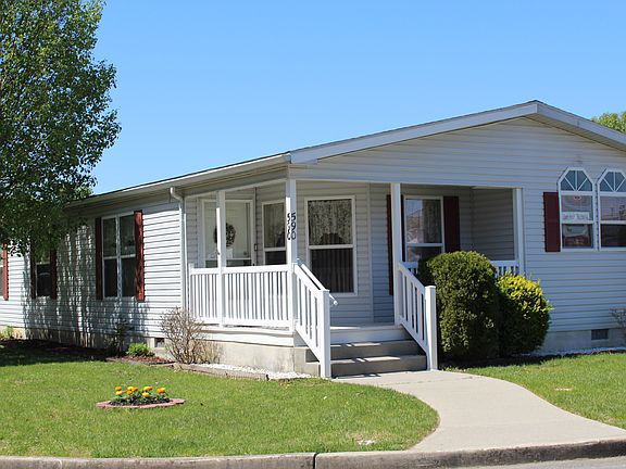 2nd image of 590 Starlight Ln