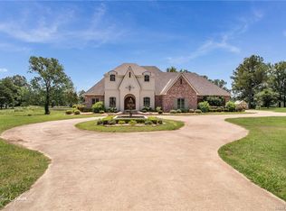 1590 Parks Rd, Benton, LA 71006