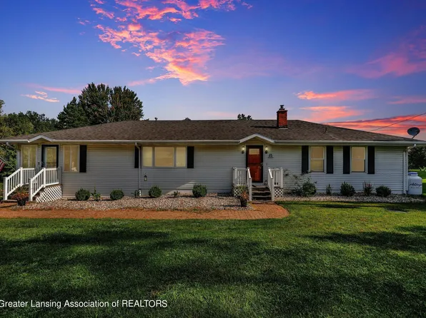 13817 84th St SE, Alto, MI 49302