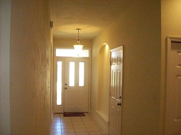 2nd image of 5025 Hampton Ridge Ave