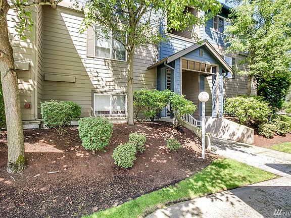 3rd image of 10825 SE 200th St APT E203