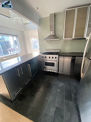 Rented by Fifth & Forever LLC | media 169