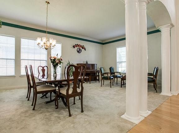 2nd image of 920 Hideaway Pl