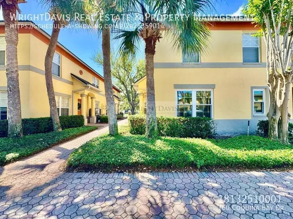160 Coquina Bay Dr, Saint Petersburg, FL 33705