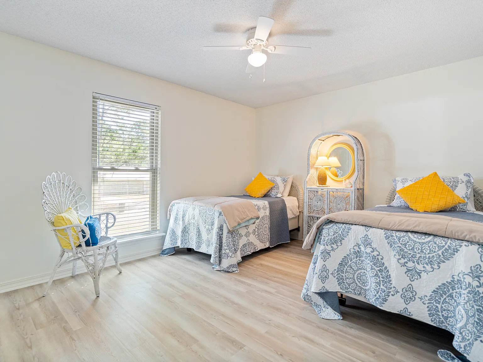 3 bed, 1662 sqft, $2,475 — Photo 4