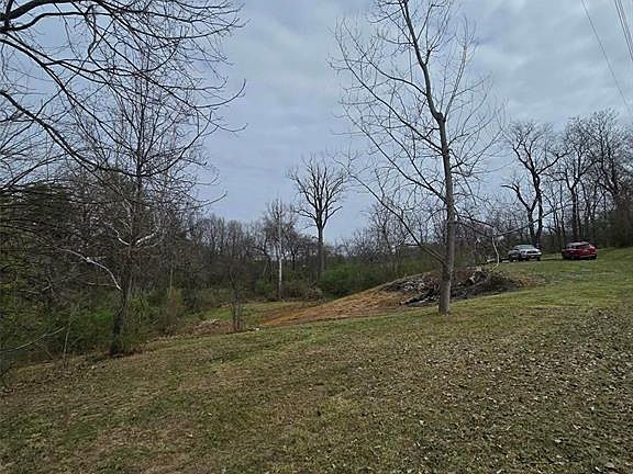 5th image of 3943 Torch Club Rd