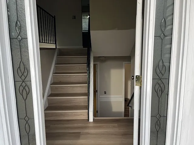 930 Bellestri Dr — Photo 3