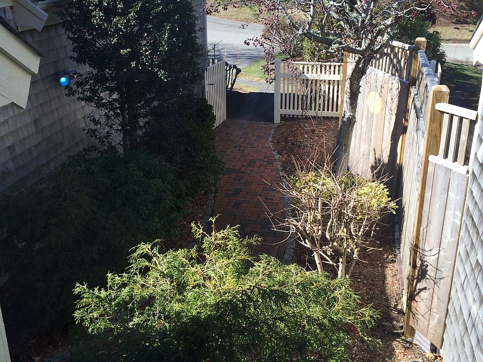 1st image of 17 Wildflower Ln