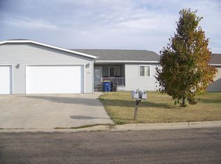 1600 10th St SW, Jamestown, ND 58401