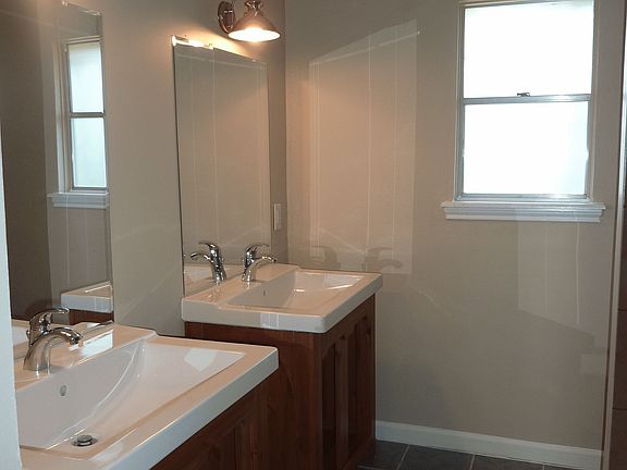 4th image of 12602 Pine Bough Ln