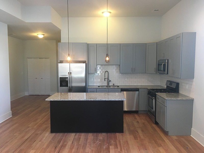 1st image of 2604 W Wabansia Ave #1
