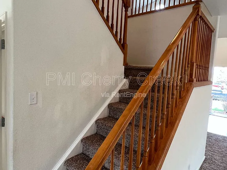 2115 Selenite Ct — Photo 10