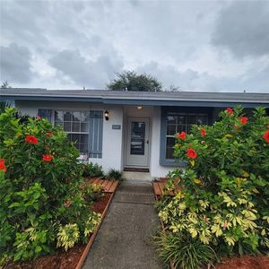 7229 Parkside Villas Dr, Saint Petersburg, FL, 33709