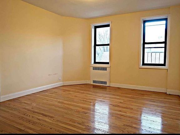 2nd image of 105 Winthrop St APT 4G