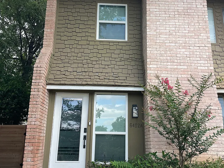 6402 Chimney Creek Cir #A — Photo 1