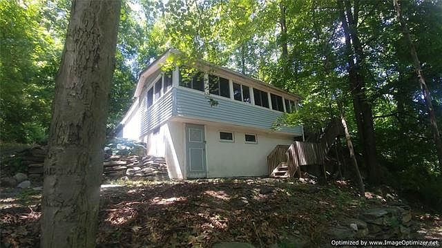 1st image of 217 Brook Trl