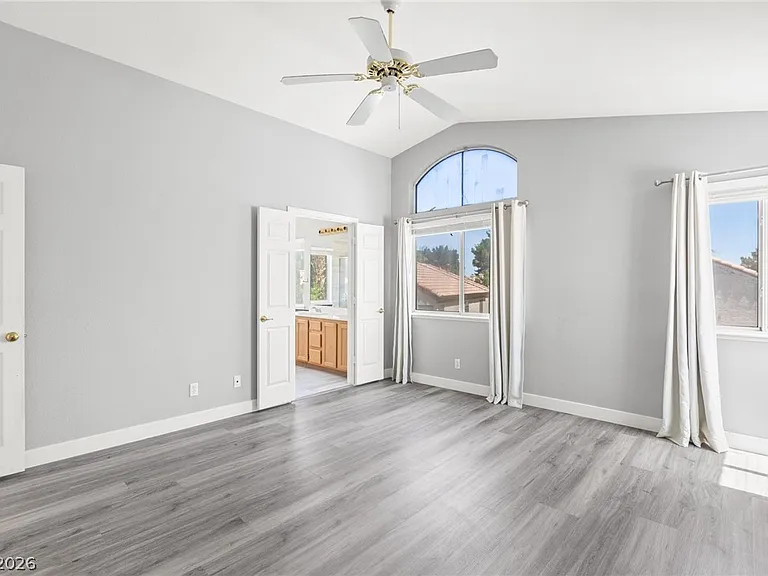 9609 Crystal Cup Cir — Photo 19
