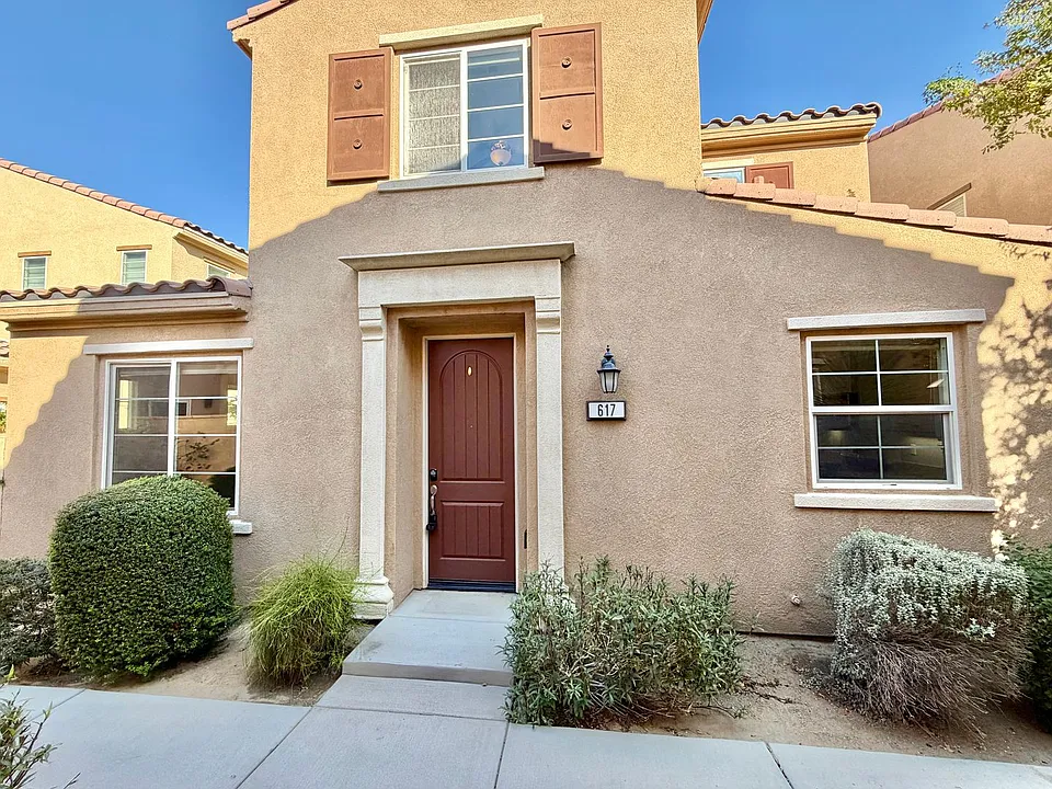 617 Calle Vibrante