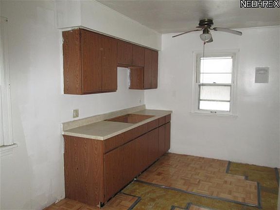 4th image of 17730 Tarkington Ave