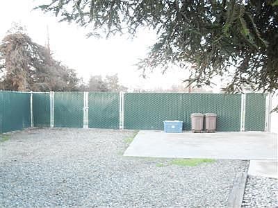 4th image of 36223 Blossom Ave