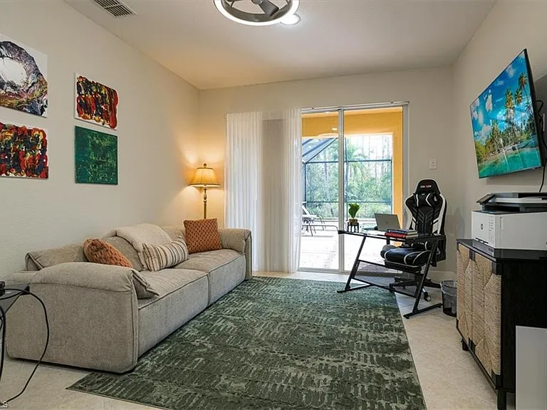 7703 Martino Cir — Photo 19