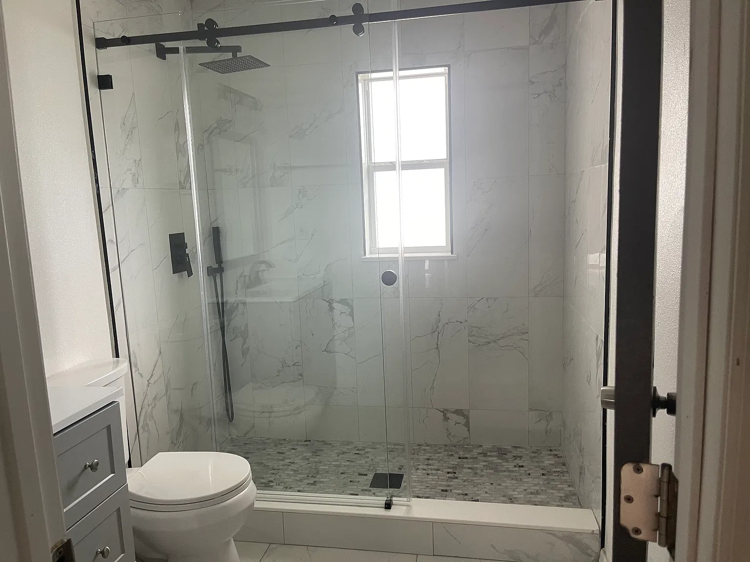 3 bed, 1594 sqft, $3,100 — Photo 2