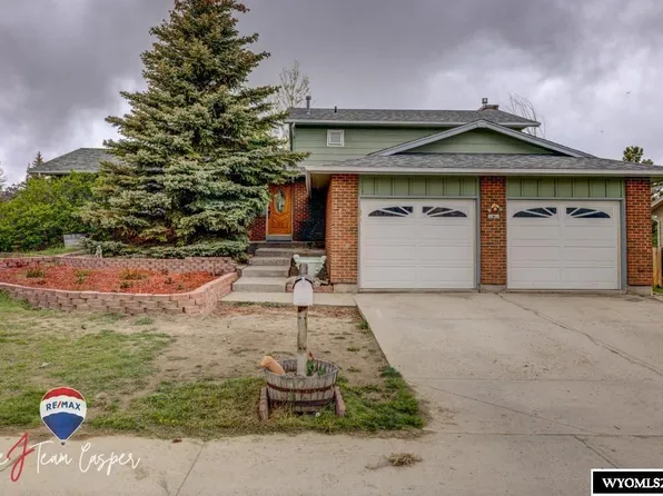 2322 Linda Vista Dr, Casper, WY 82609