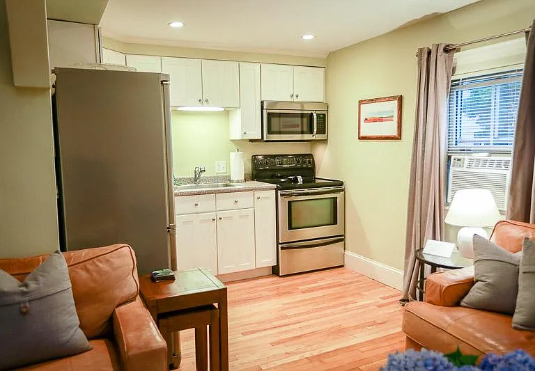 10 Holbrook St #11 — Photo 18