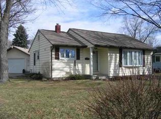 502 E Broad Ave, Nappanee, IN 46550
