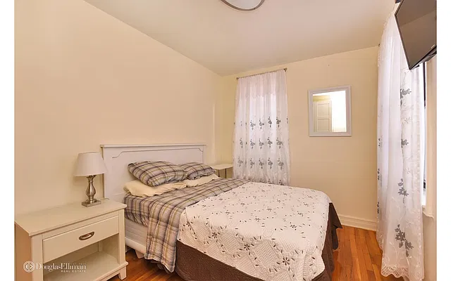 Sold by Douglas Elliman | media 11
