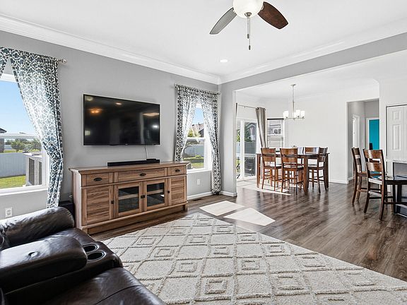 5th image of 2521 Ashley Ave