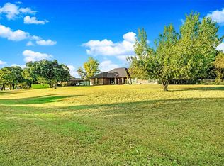 2717 Charleston Rd, Edmond, OK 73025