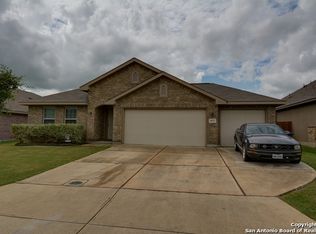 5633 Meadow Vw, New Braunfels, TX 78132