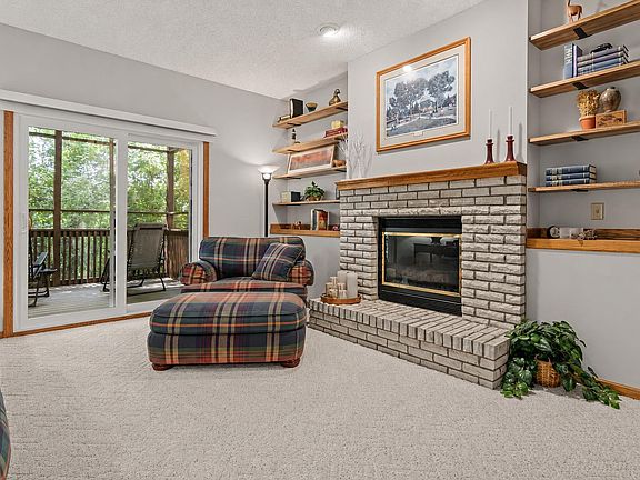 2nd image of 18258 Cascade Dr