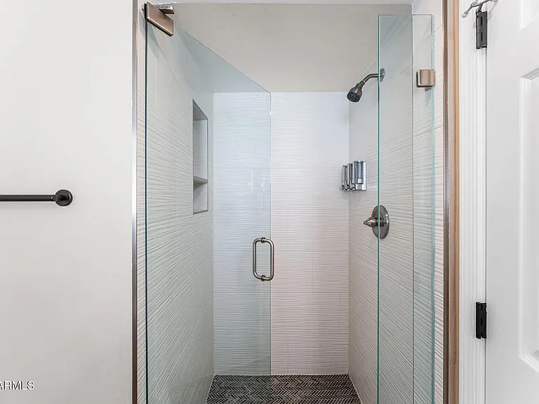 8302 E Windsor Ave — Photo 26